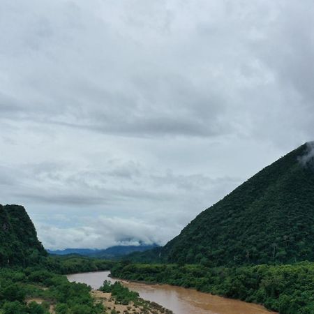 Pdv Guesthouse Muang Ngoi Ngoại thất bức ảnh