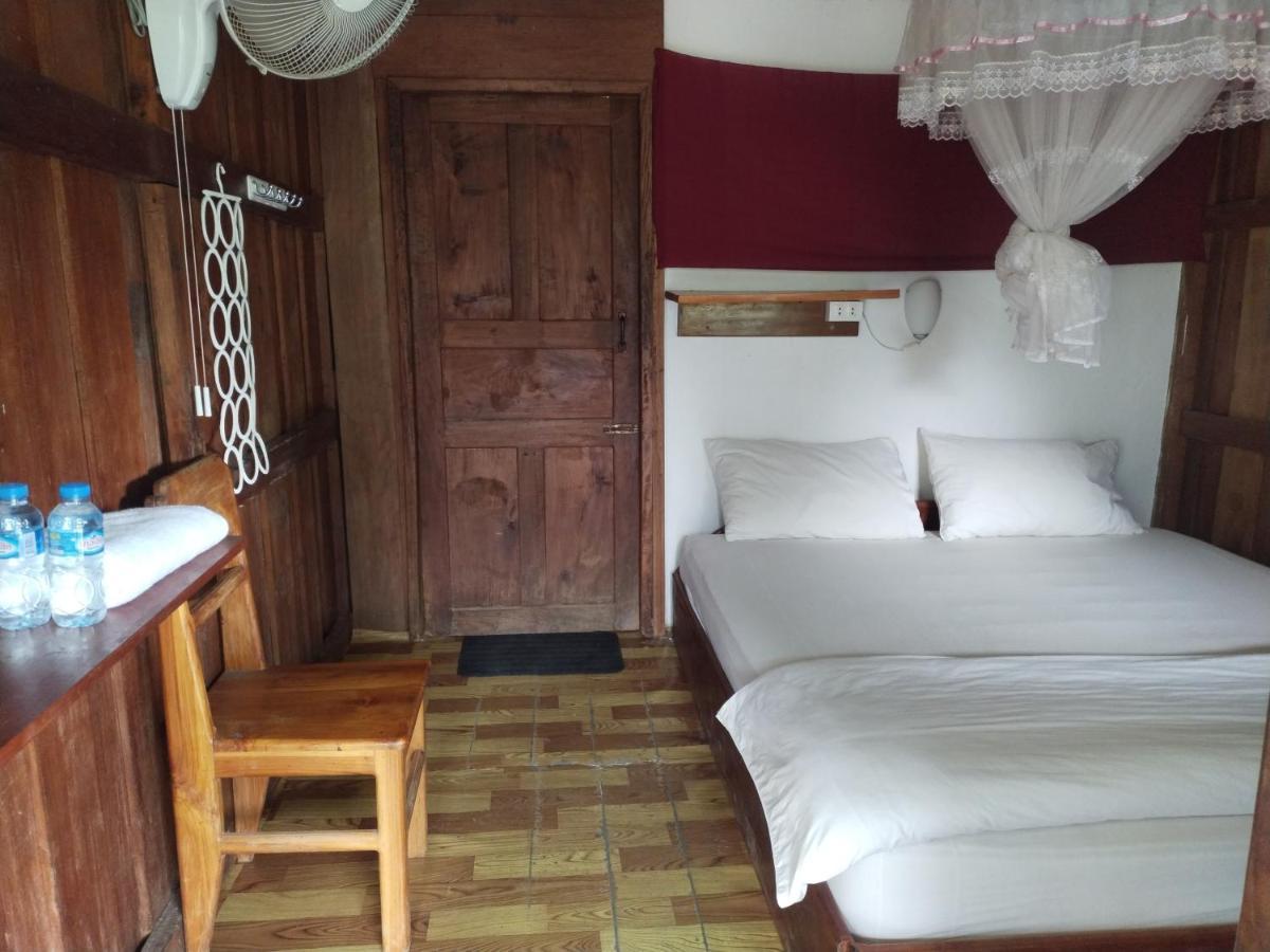 Pdv Guesthouse Muang Ngoi Ngoại thất bức ảnh