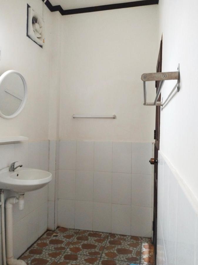 Pdv Guesthouse Muang Ngoi Ngoại thất bức ảnh